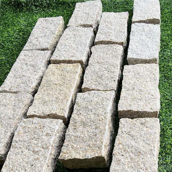 yellow granite setts cropped 200x100x50
