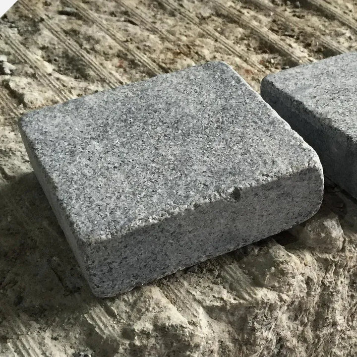 sawn granite setts flamed mid grey